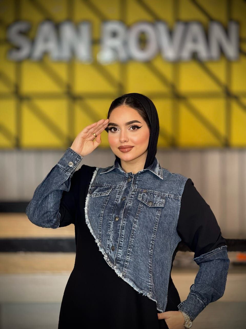 مصغّر المنتج 1: دريس نص شمواه ونص جينز