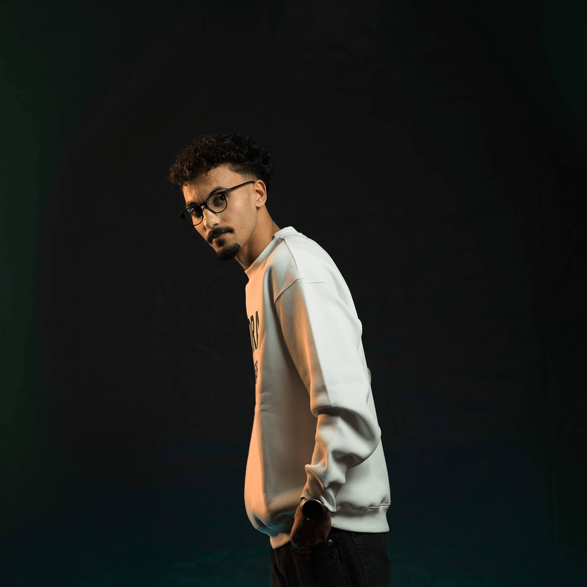 مصغّر المنتج 4: بلوفر راوند