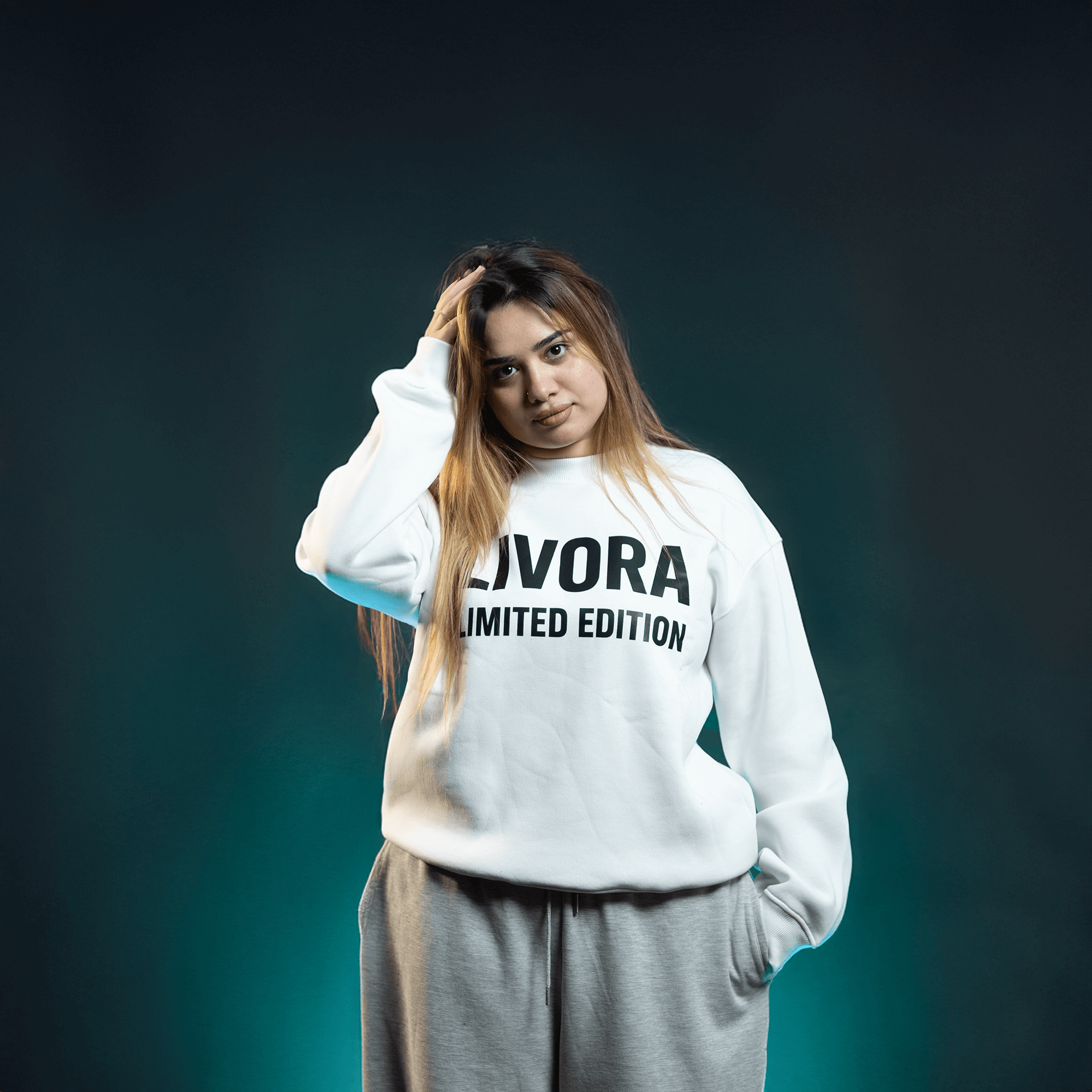 مصغّر المنتج 5: بلوفر راوند