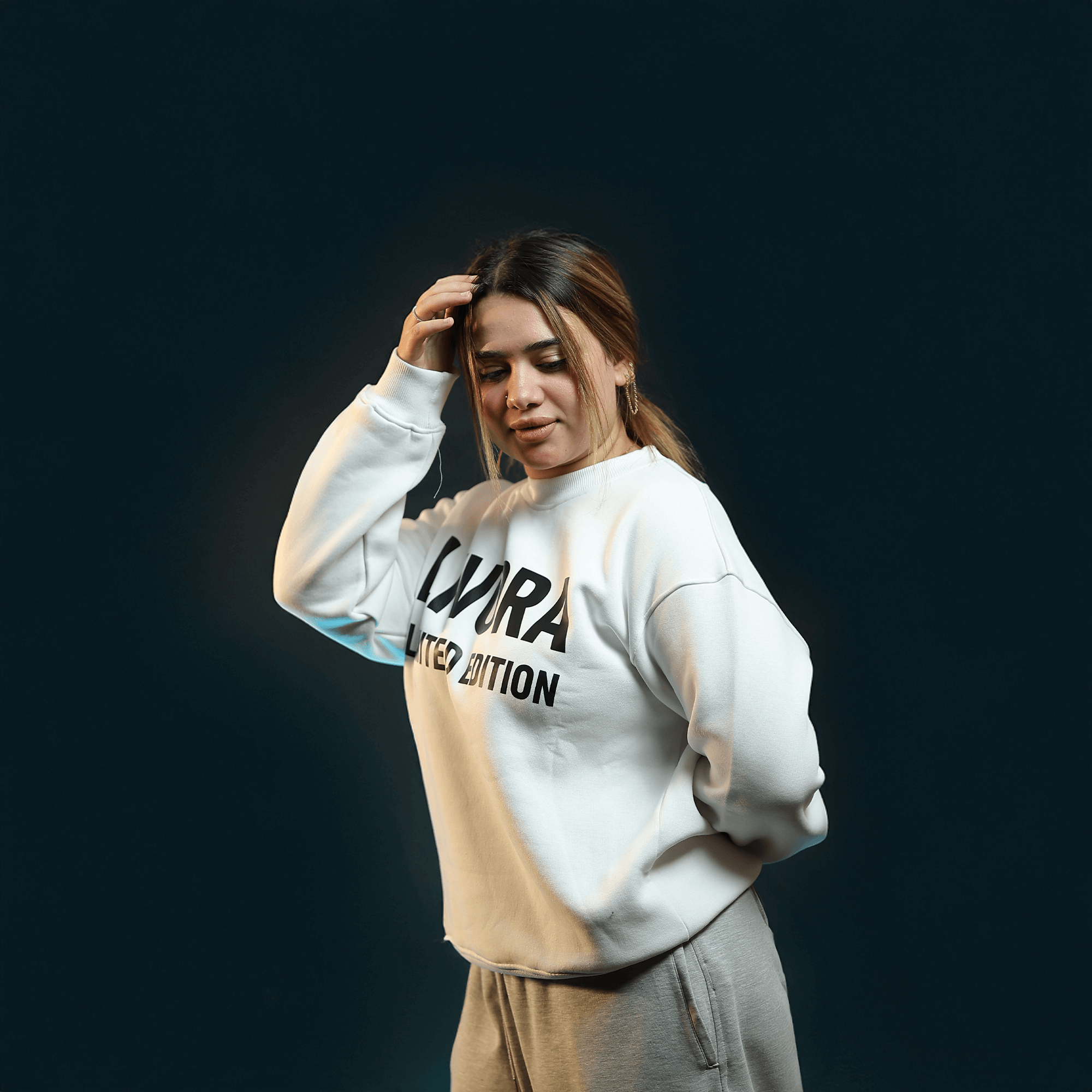 مصغّر المنتج 6: بلوفر راوند