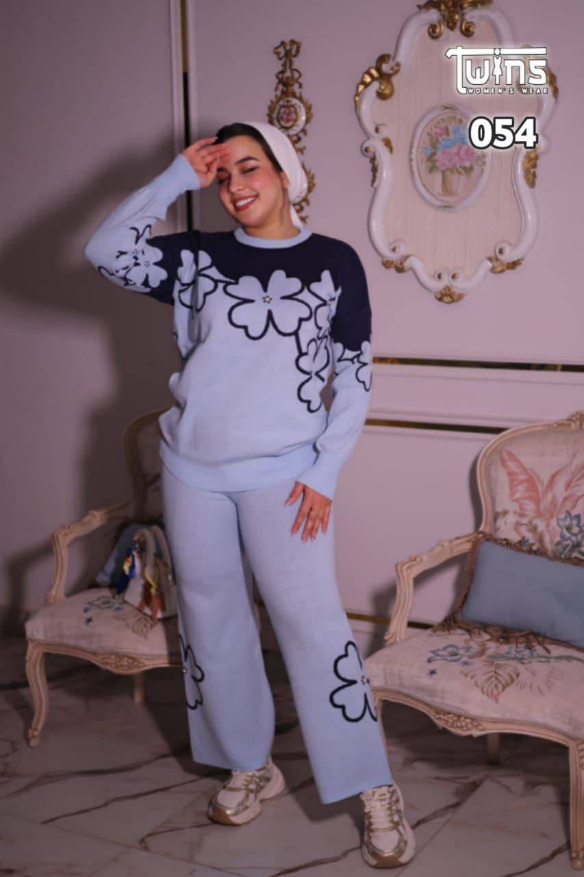 مصغّر المنتج 2: سوت مزخرف بالورد  🌸