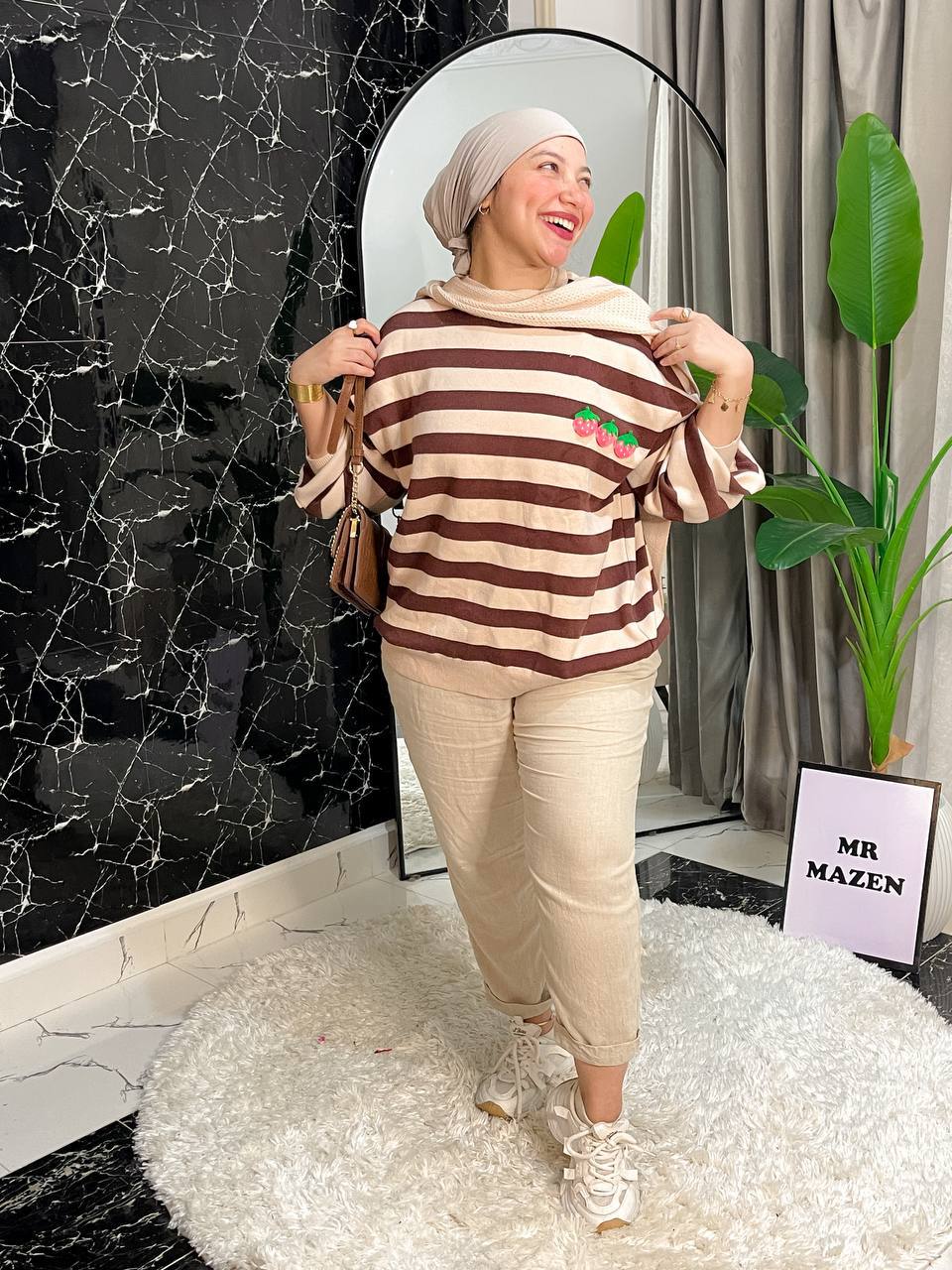 مصغّر المنتج 4: بلاوز شتوي مقلم مع إسكرف جلد