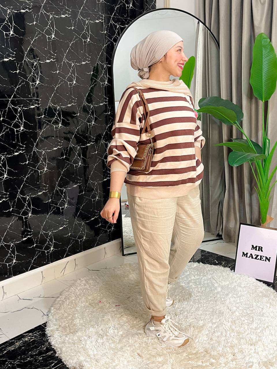 مصغّر المنتج 5: بلاوز شتوي مقلم مع إسكرف جلد