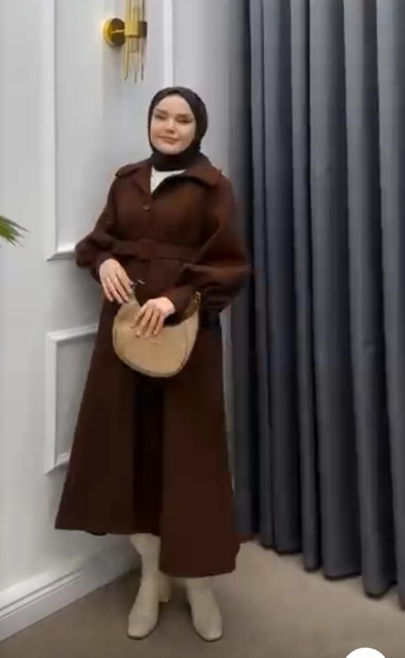 مصغّر المنتج 4: بالطو طويل بحزام