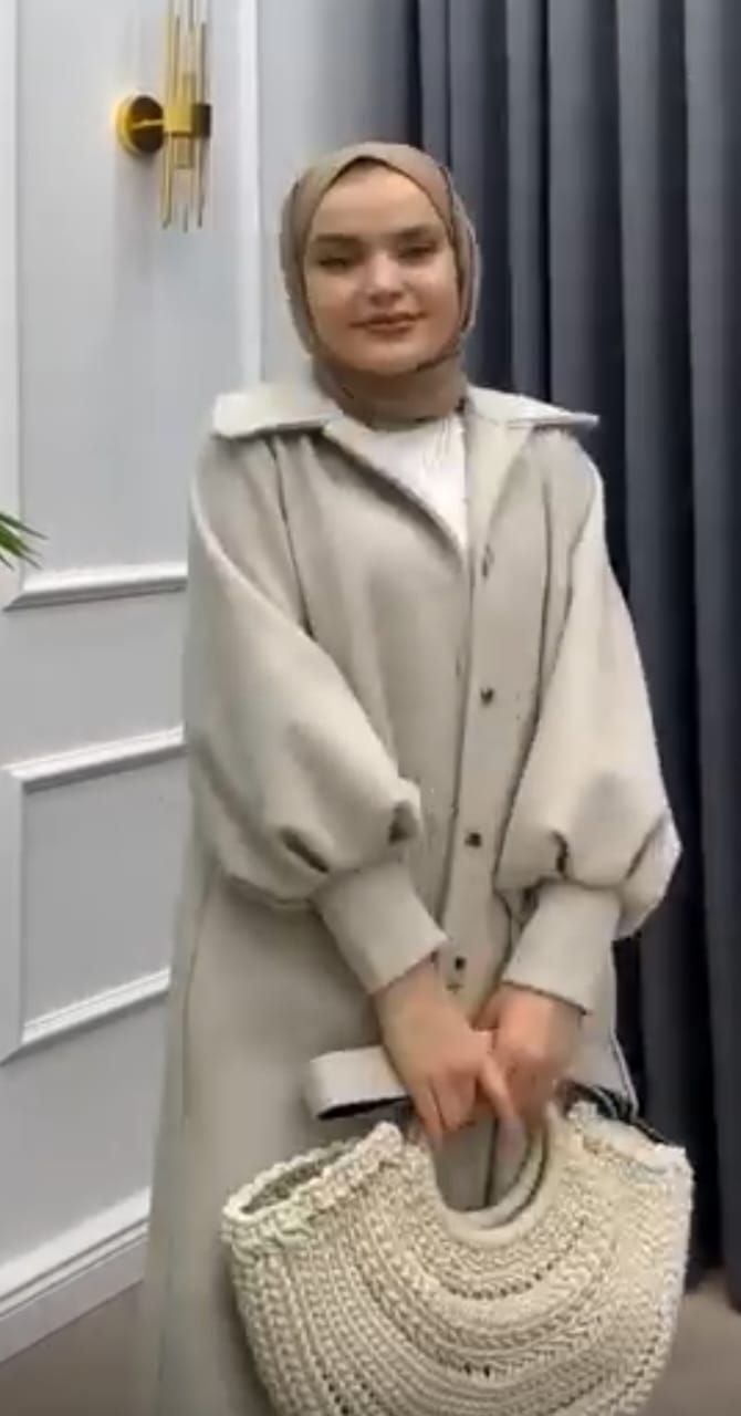 مصغّر المنتج 13: بالطو طويل بحزام