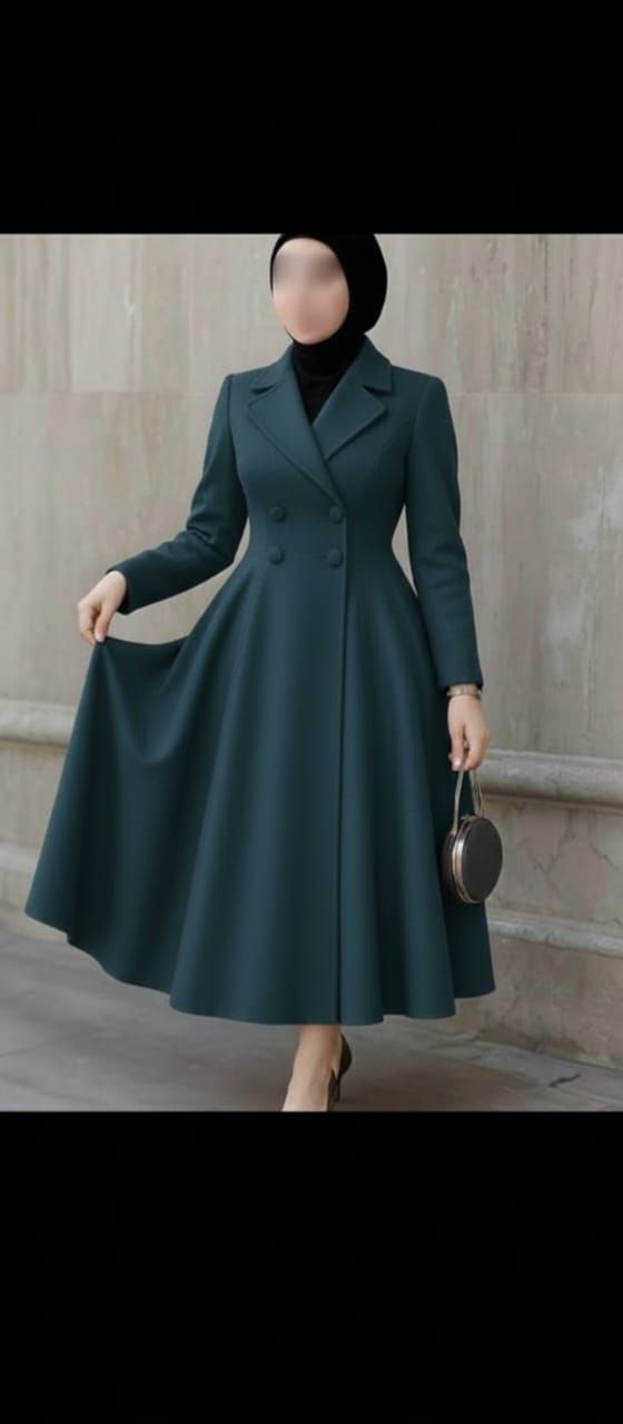 مصغّر المنتج 2: بالطو "جوخ ليكرا" كلوش بأربعة أزرار.