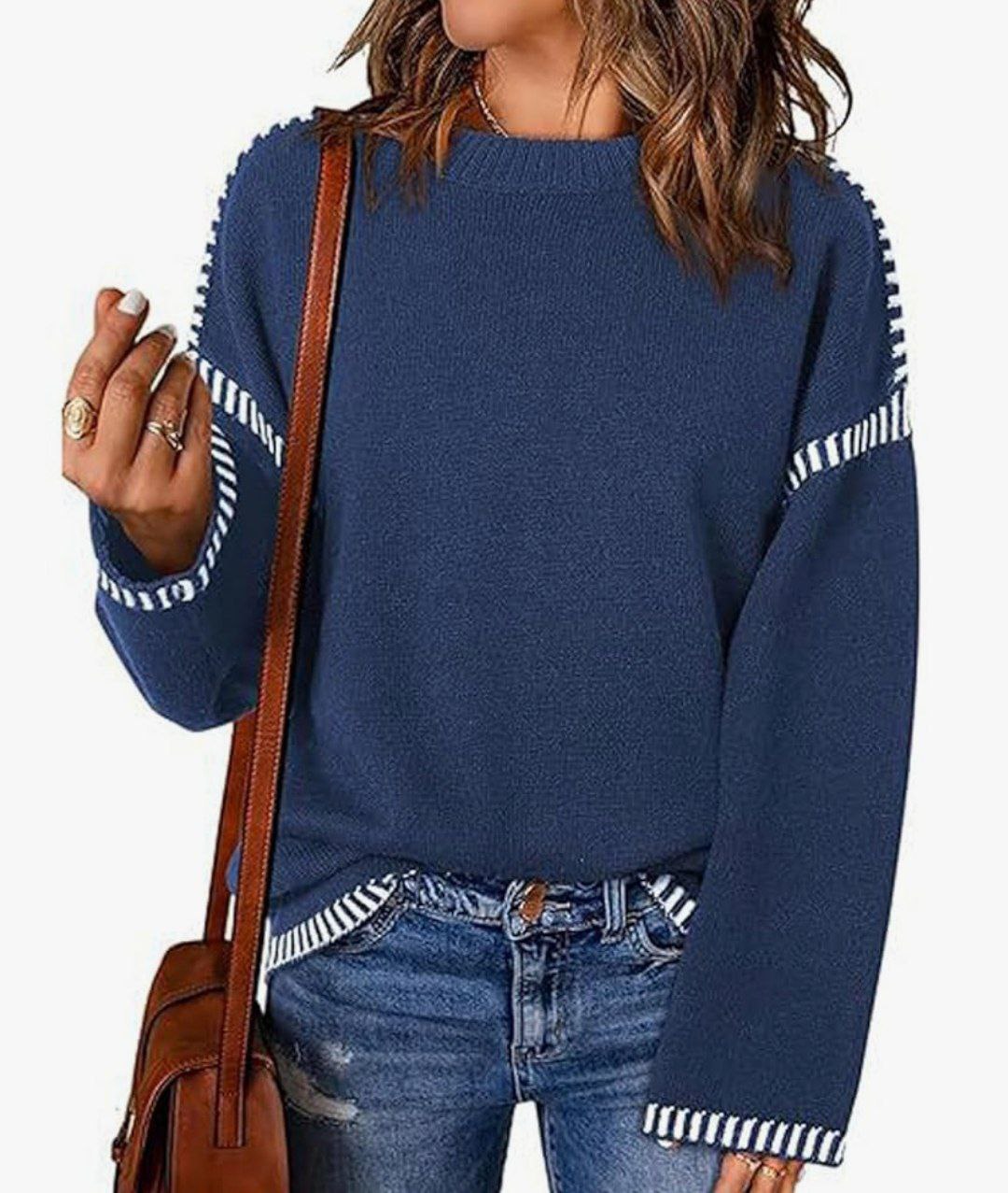 مصغّر المنتج 2: بلوزة "موهير" بتطريز أبيض راقٍ.