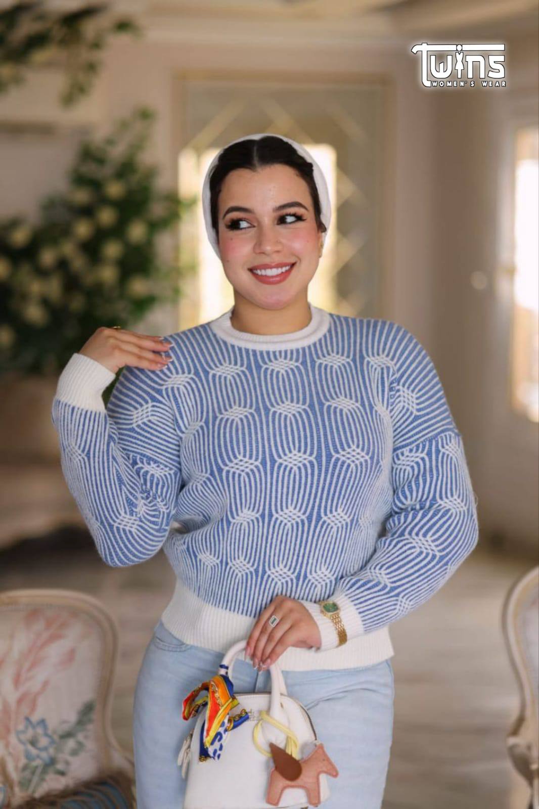 مصغّر المنتج 2: بلوفر "عجينه" ضفائر ناعم.