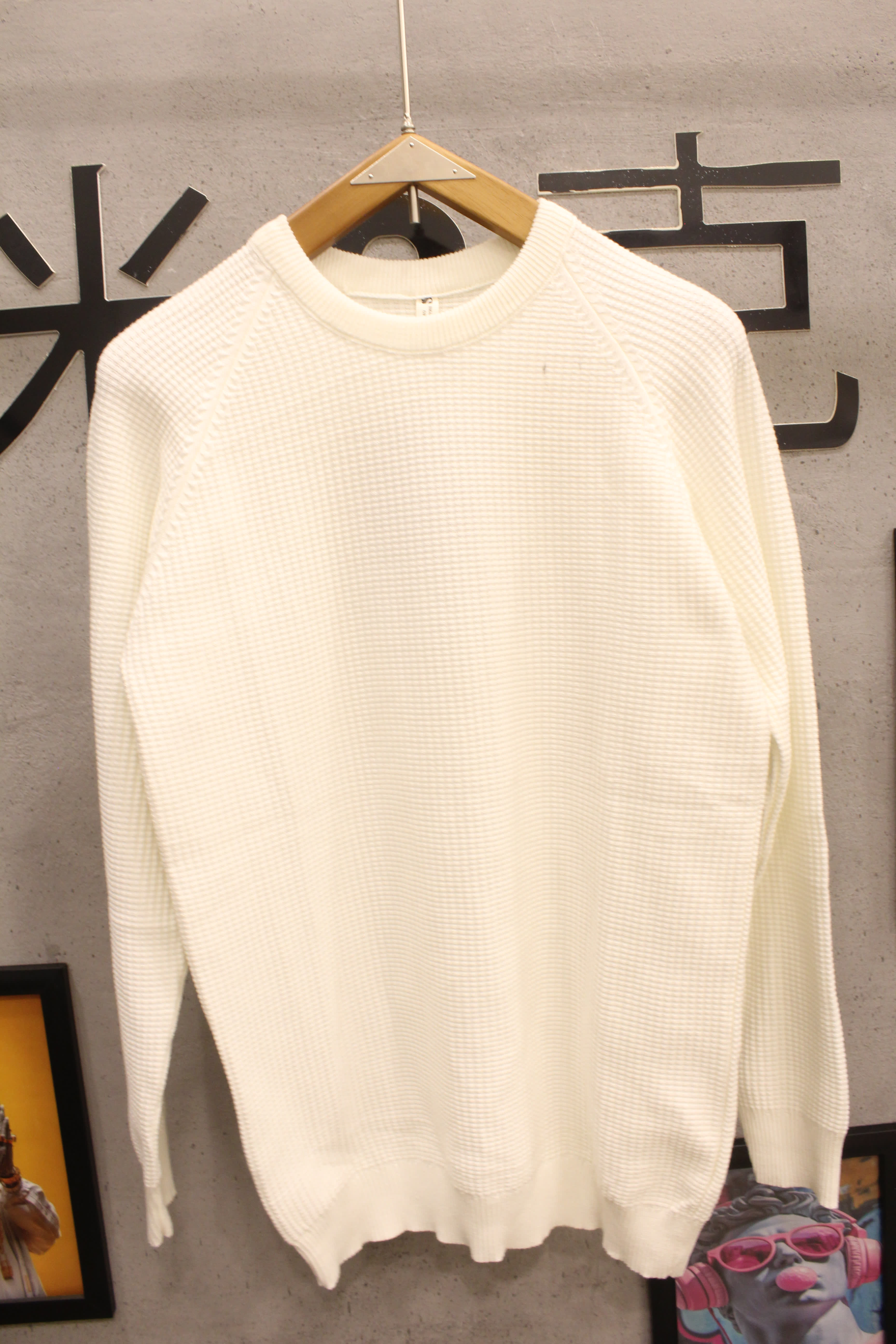 مصغّر المنتج 3: بلوفر تريكو سادة