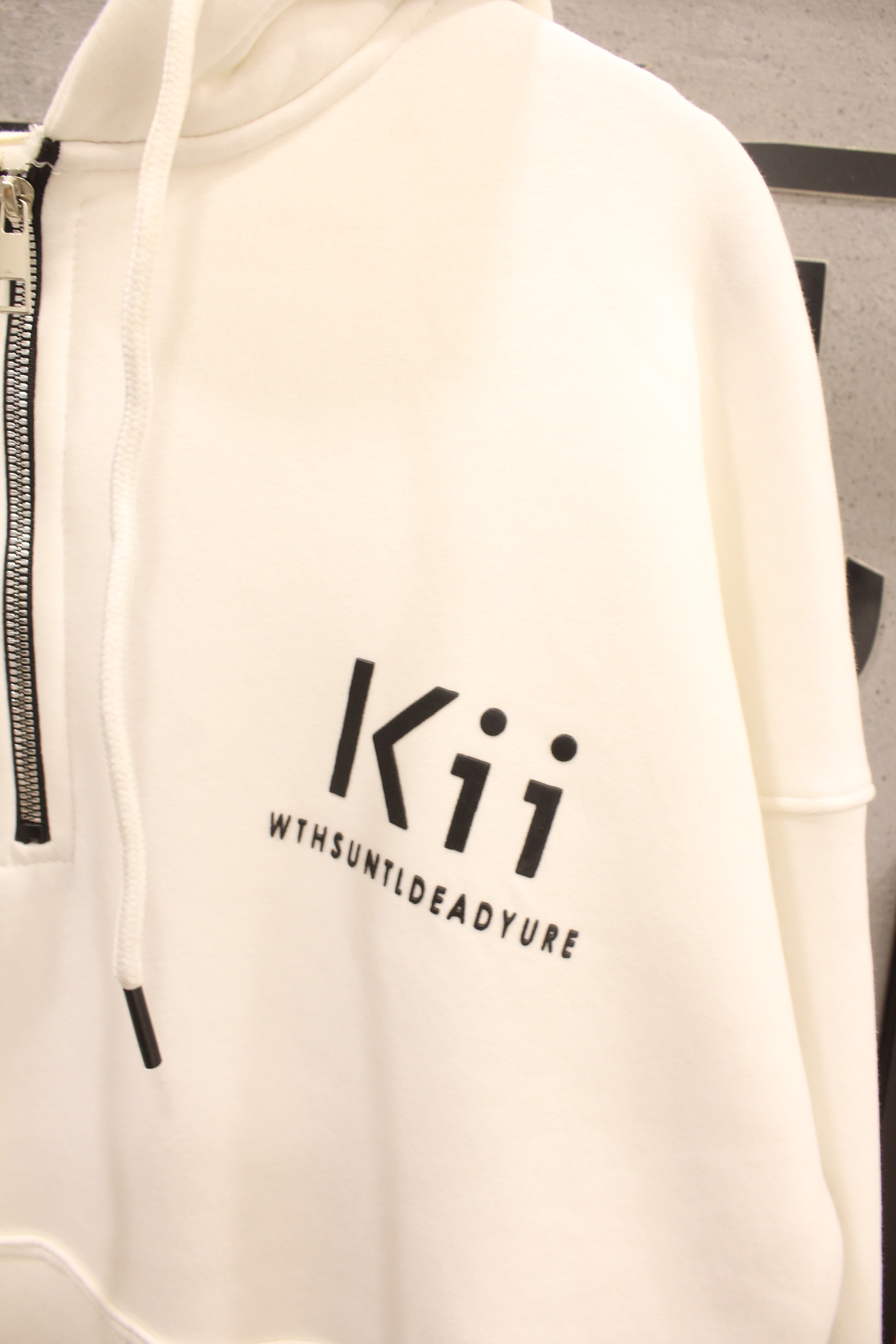 مصغّر المنتج 7: هودي نص سوسته Kii