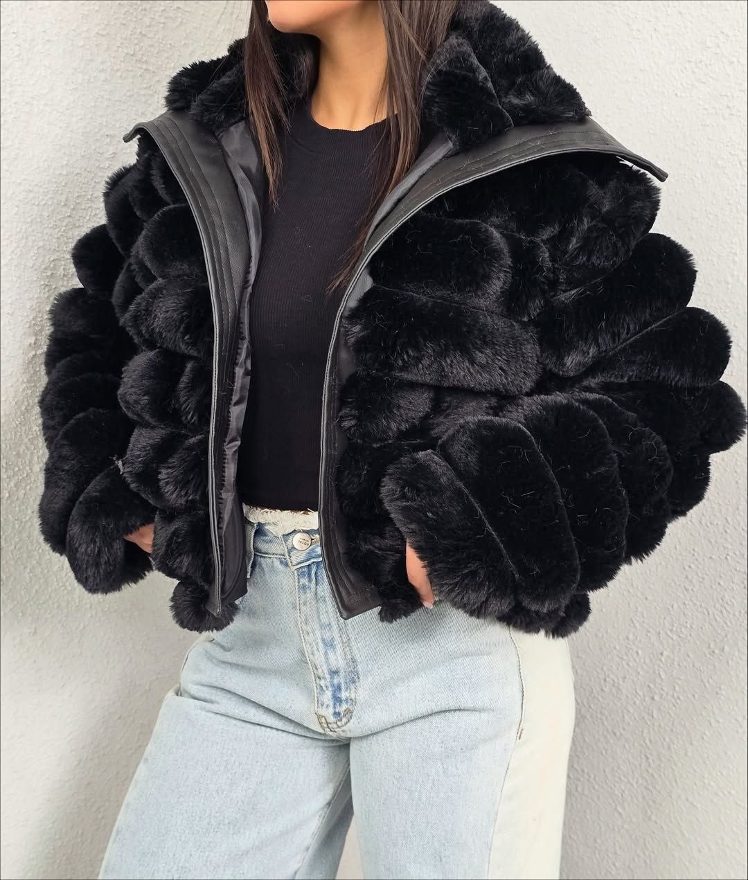 مصغّر المنتج 1: جاكت جلد هاي وسط