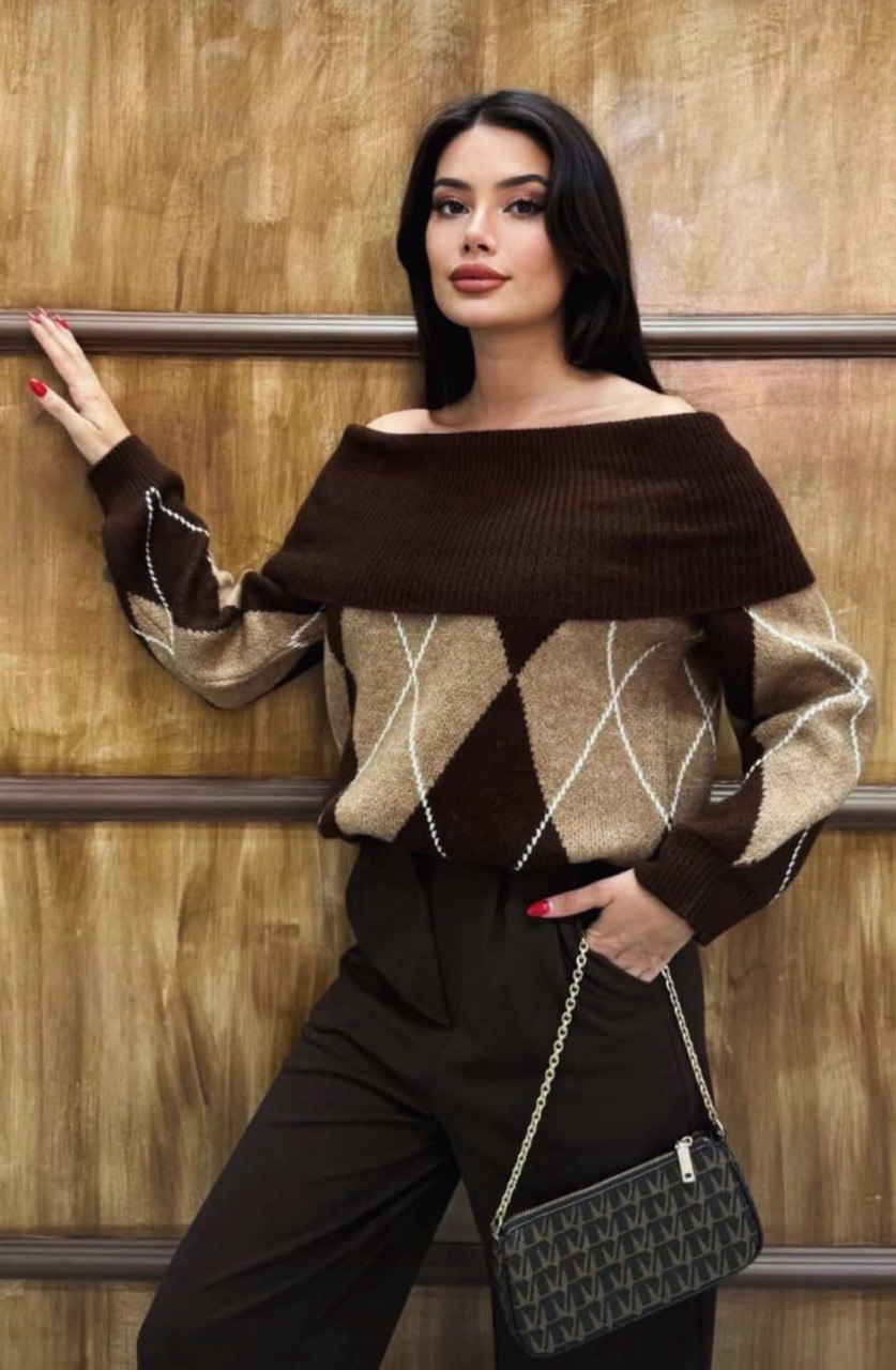 مصغّر المنتج 2: بلوزة بياقة هاف شولدر