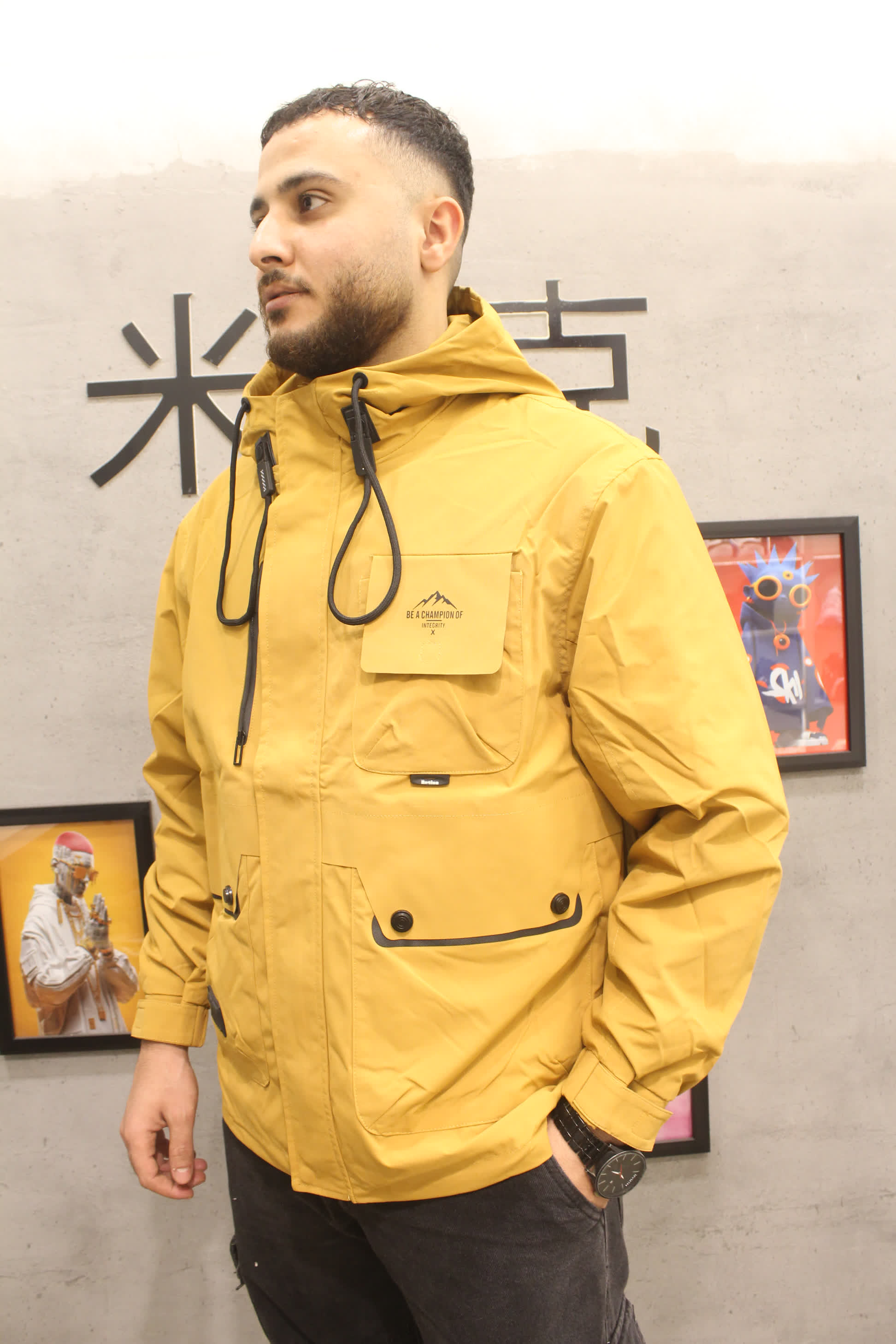 مصغّر المنتج 2: جاكيت واتربروف