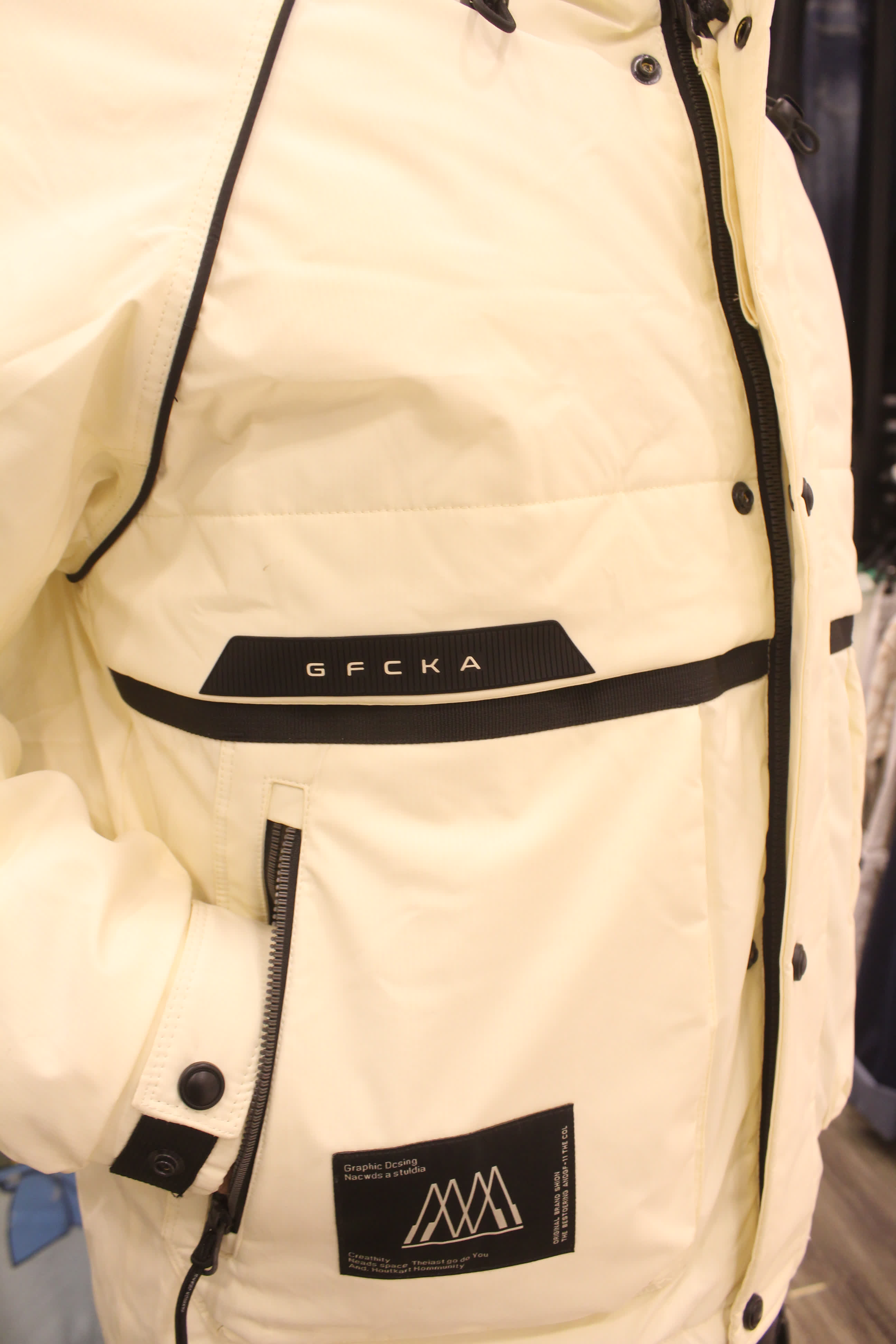 مصغّر المنتج 3: جاكيت "جي-فورا" وتر بروف