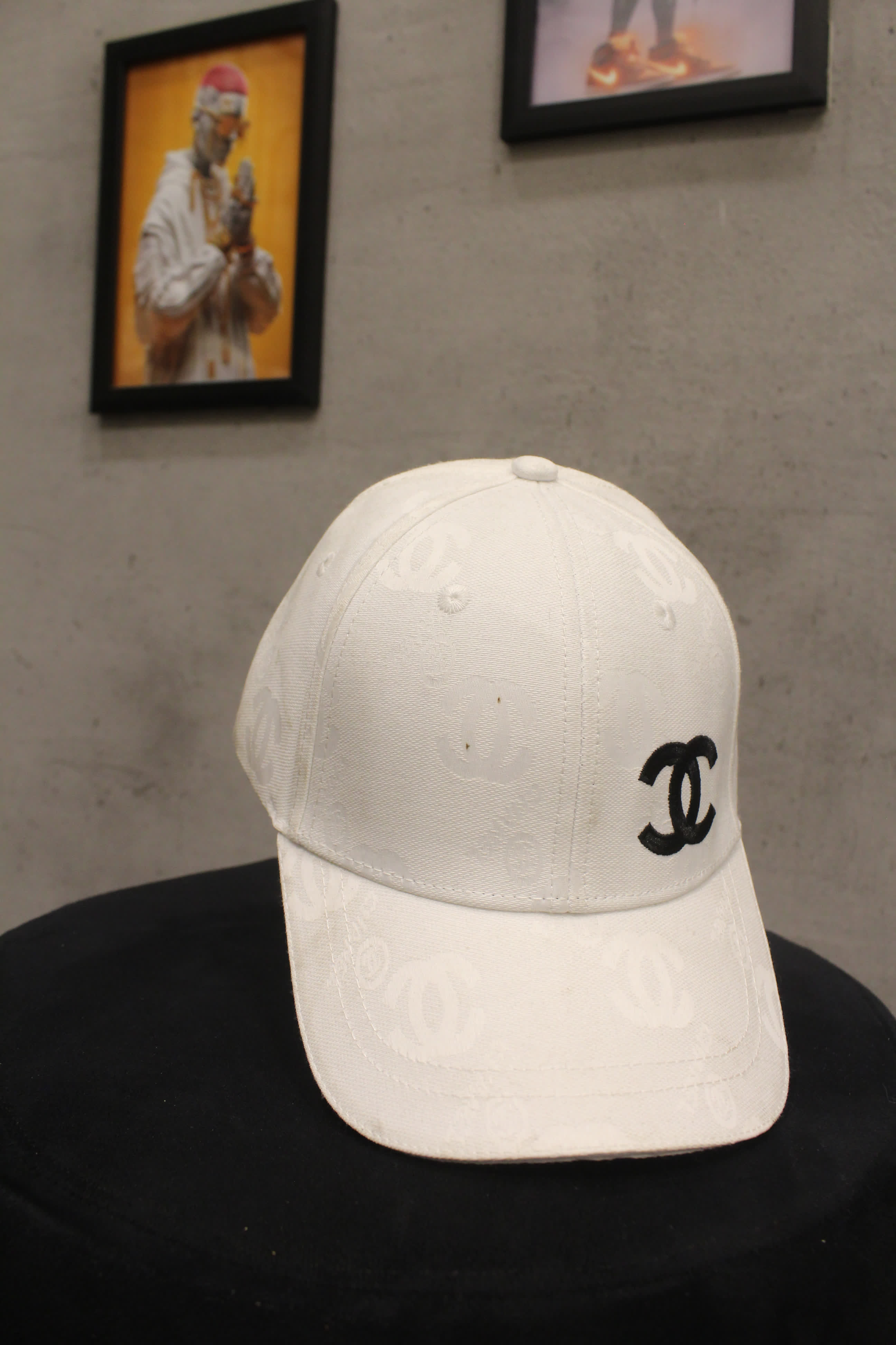 مصغّر المنتج 3: كاب "شانيل" مونوغرام