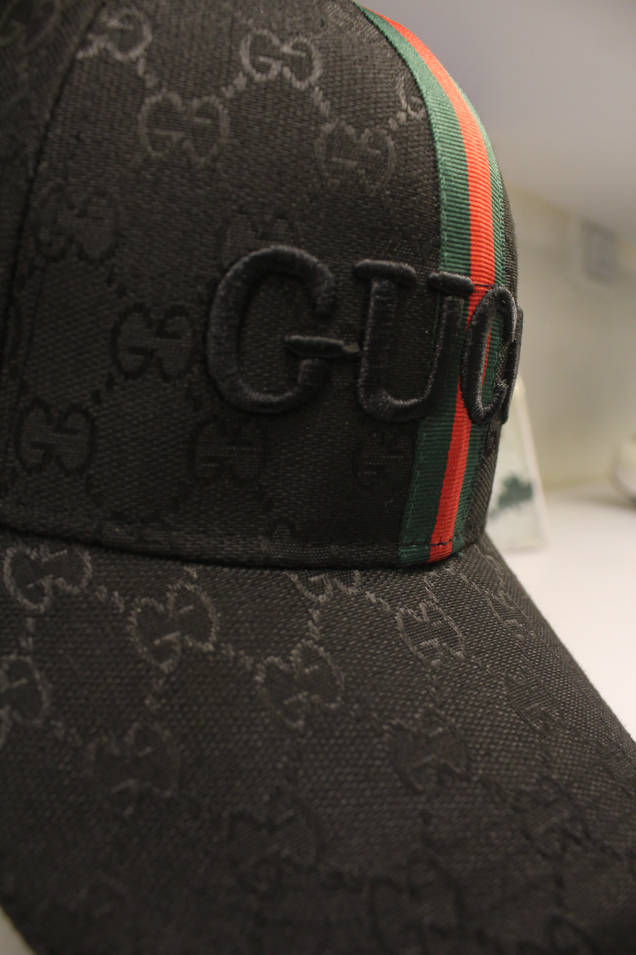 مصغّر المنتج 1: كاب "جوتشي" مونوغرام سترايب