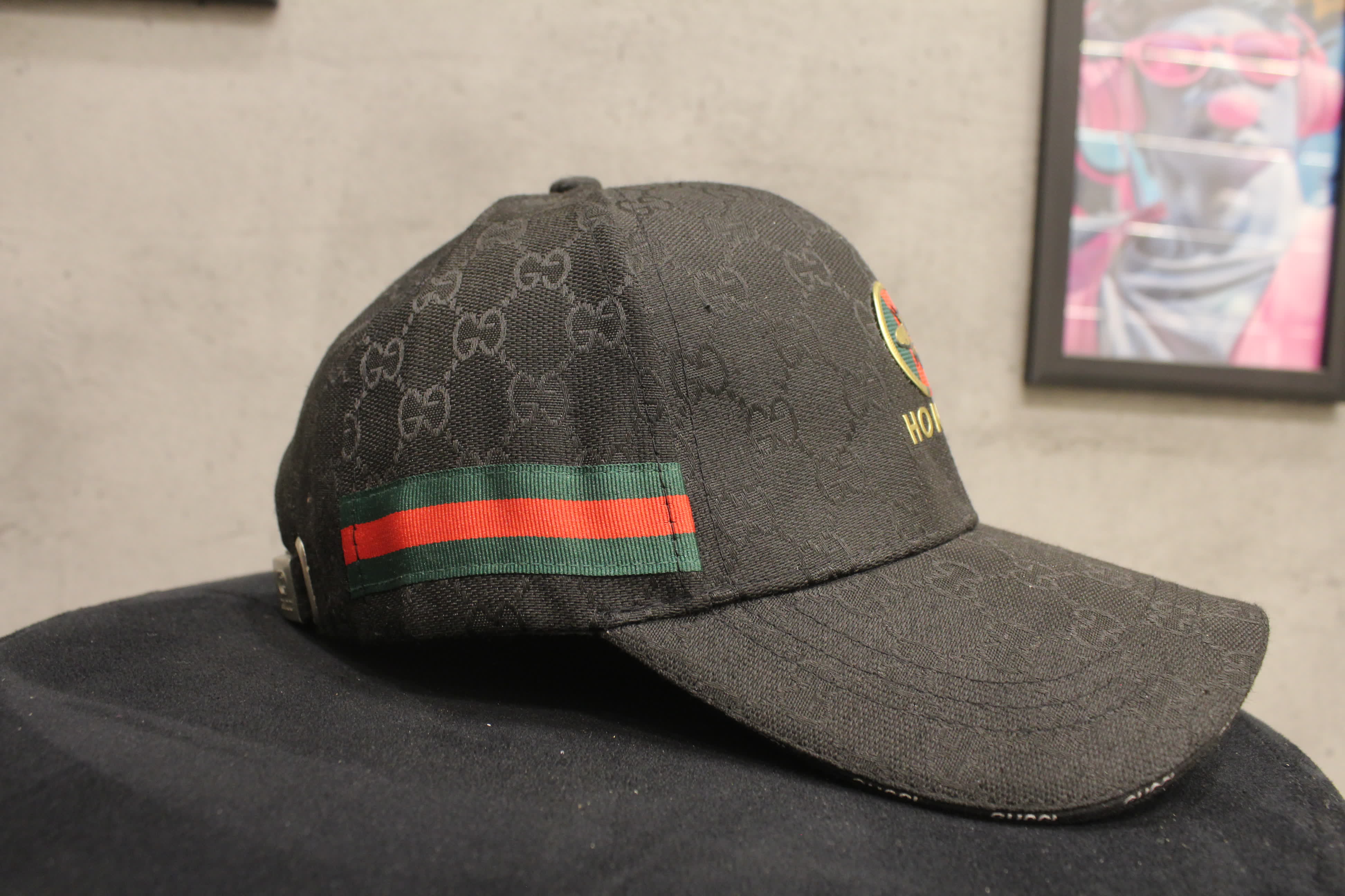 مصغّر المنتج 2: كاب "جوتشي" مونوغرام سترايب