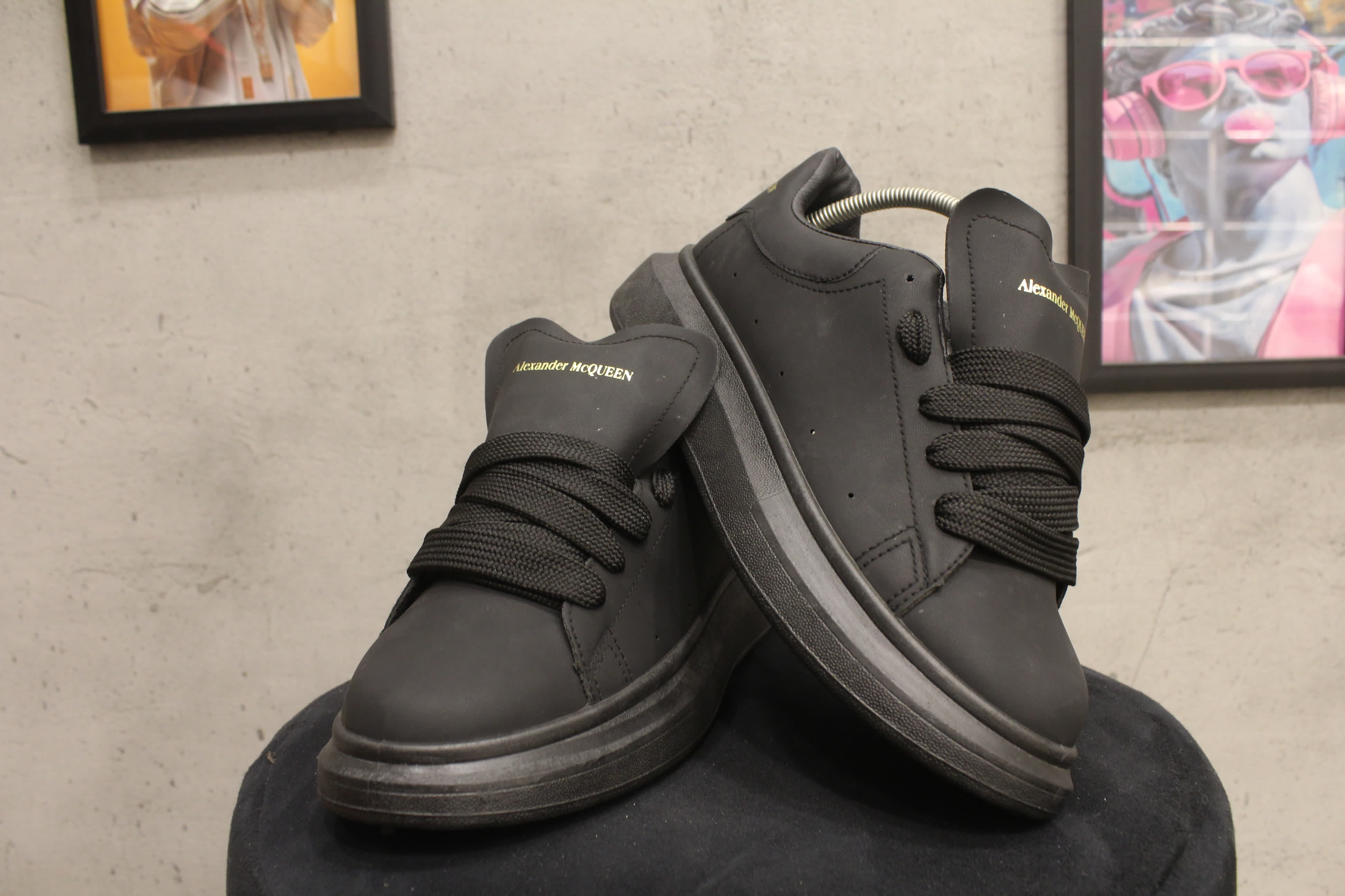 مصغّر المنتج 8: سنيكرز "ألكسندر ماكوين" الأيقوني