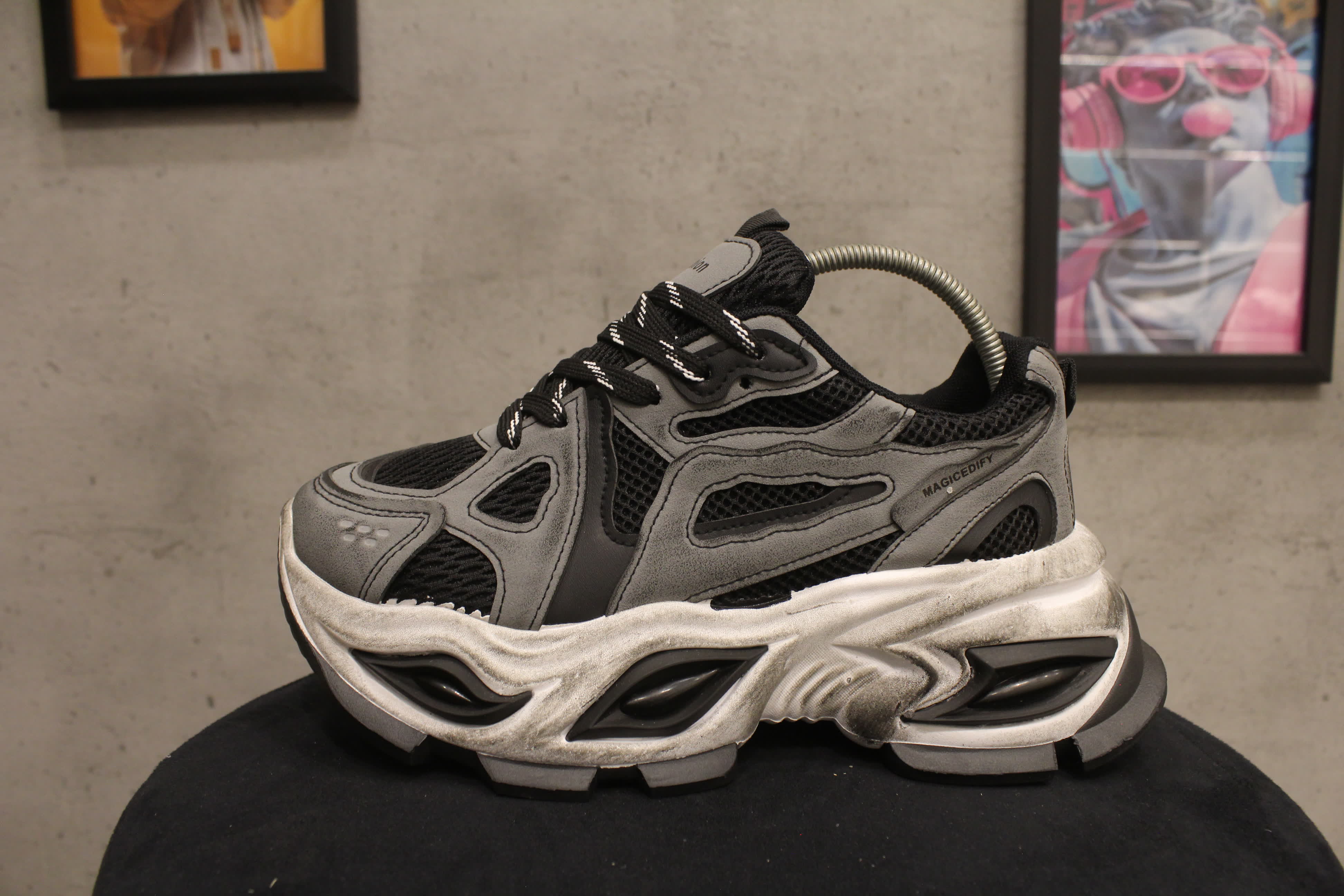 مصغّر المنتج 1: سنيكرز "ماجيك ديفي" ويف