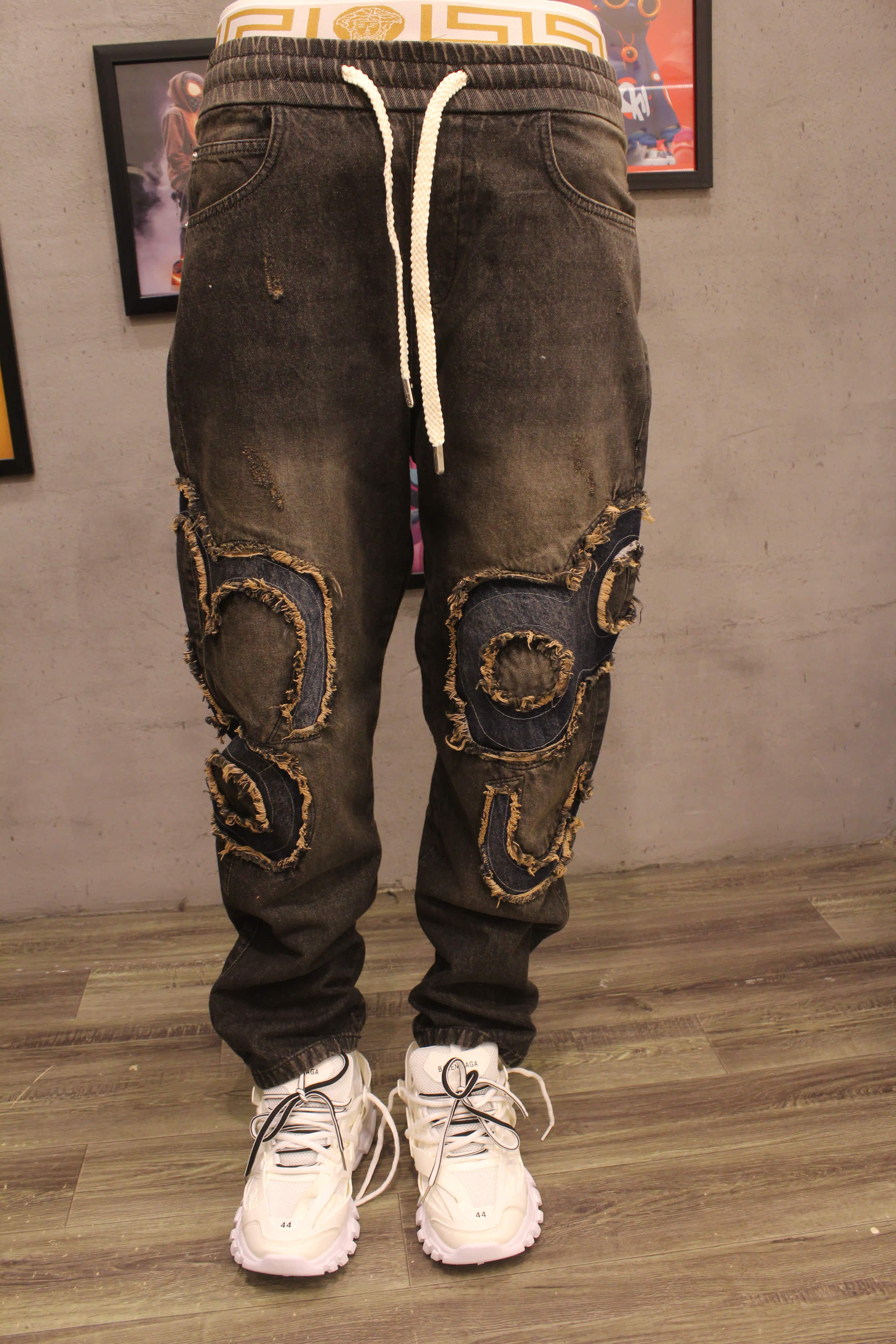 مصغّر المنتج 1: جينز "باتش" عصري