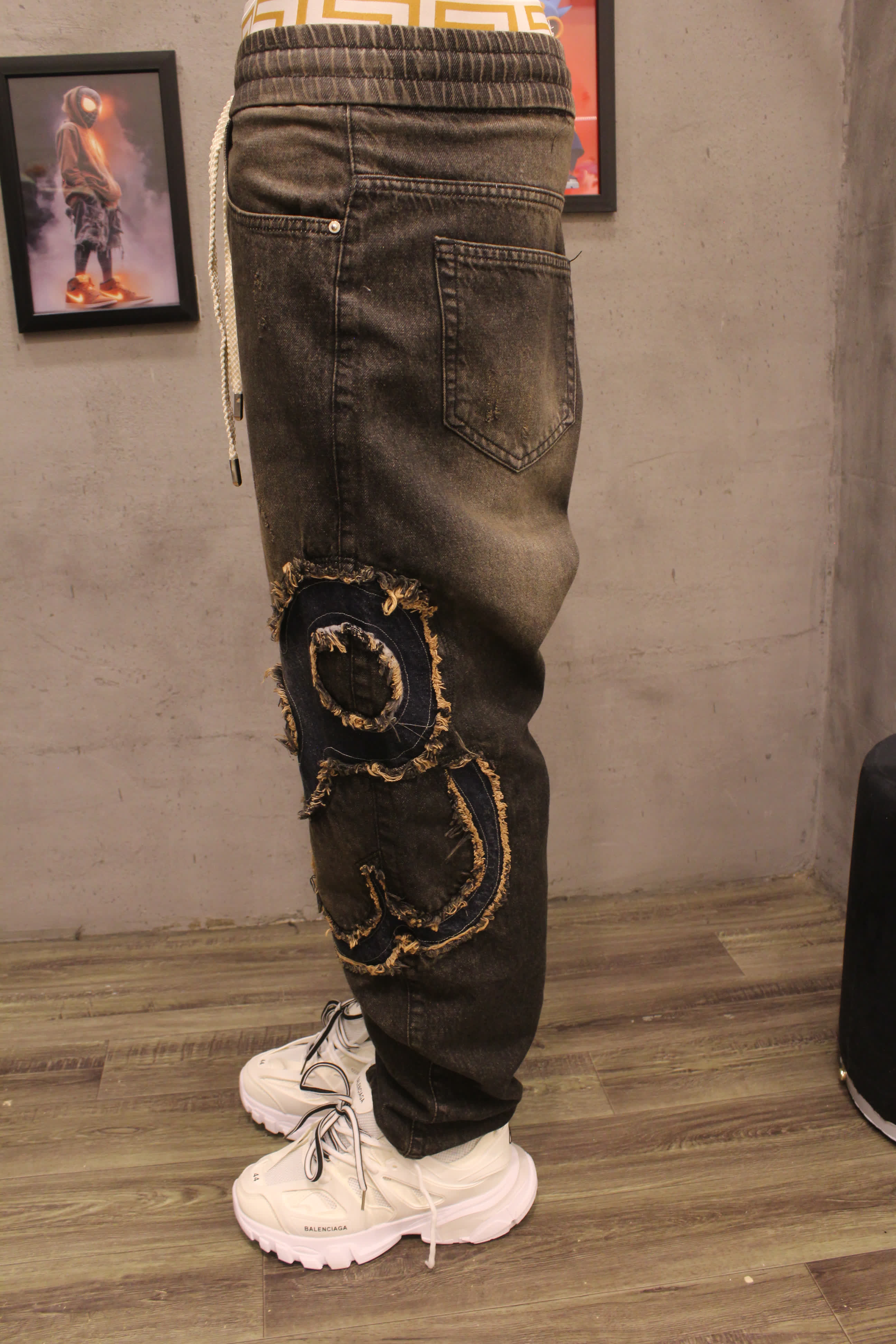 مصغّر المنتج 3: جينز "باتش" عصري