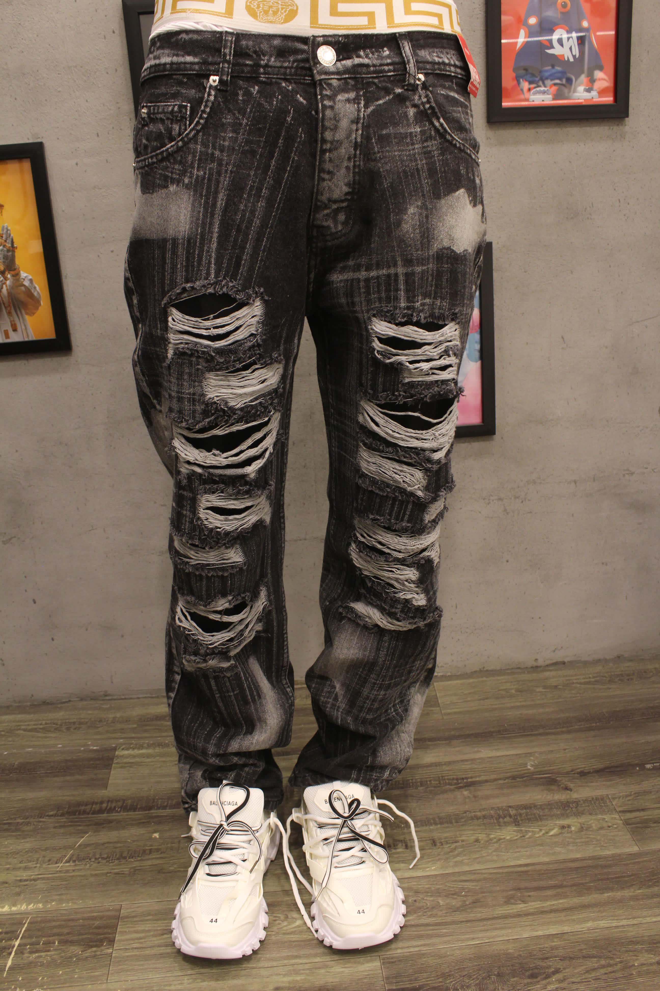 مصغّر المنتج 2: جينز وايد-ليج "كاتنج"