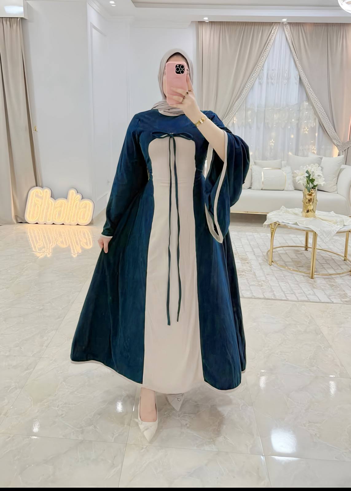 مصغّر المنتج 4: فستان المروحة القطيفة