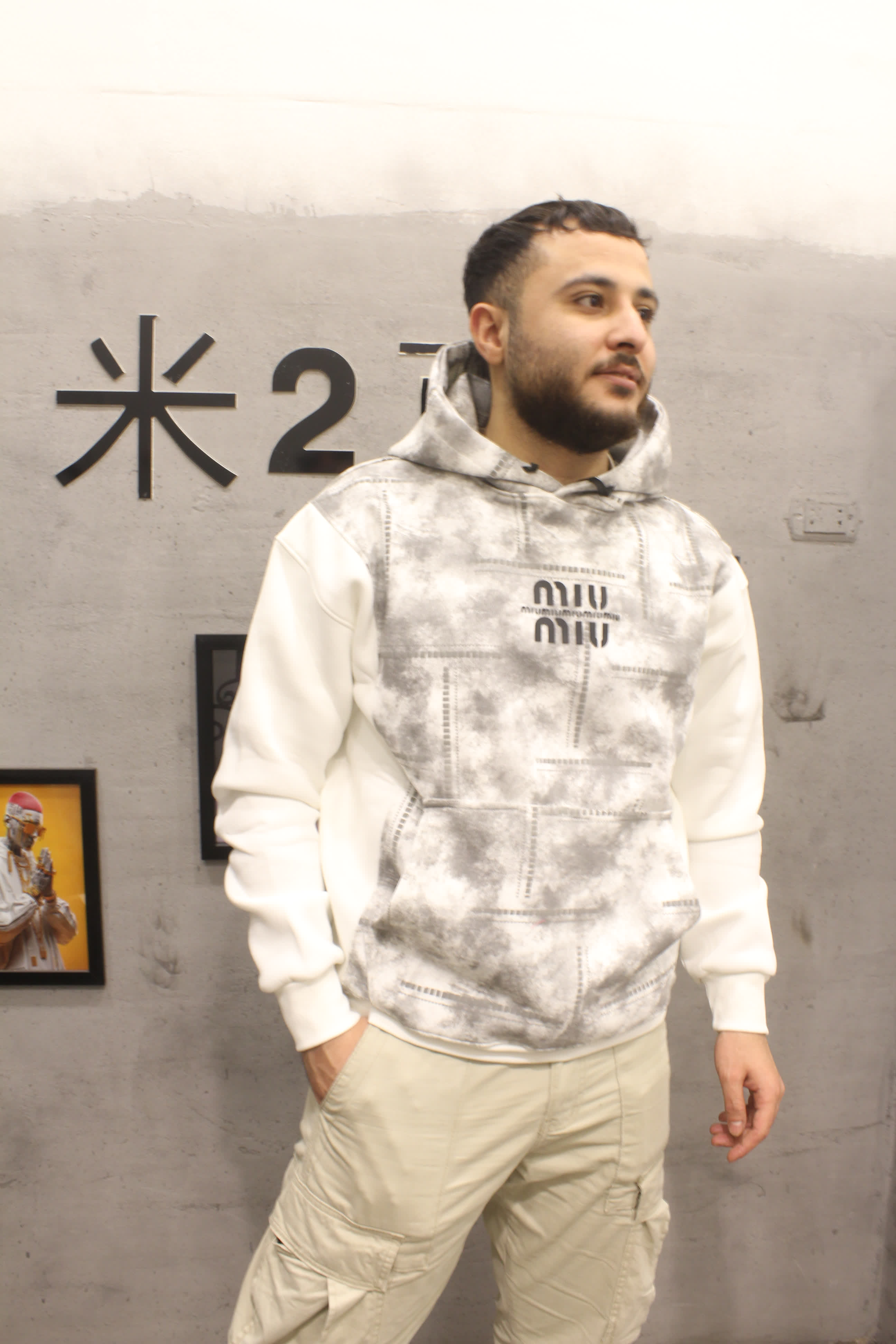 مصغّر المنتج 7: هودي إربان تيكستشر