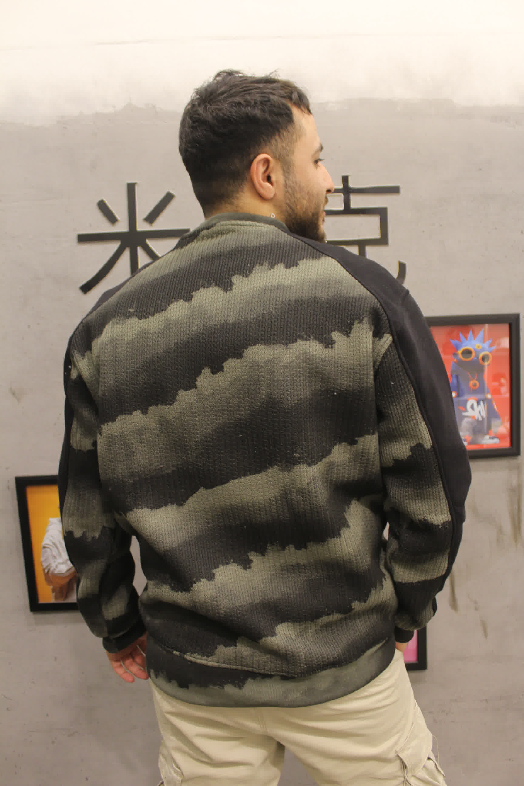 مصغّر المنتج 3: سويتشرت راوند