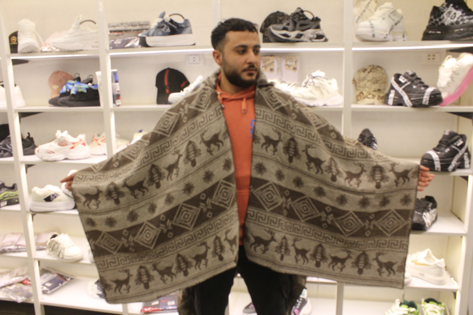 مصغّر المنتج 6: بنشو صوف شتوي