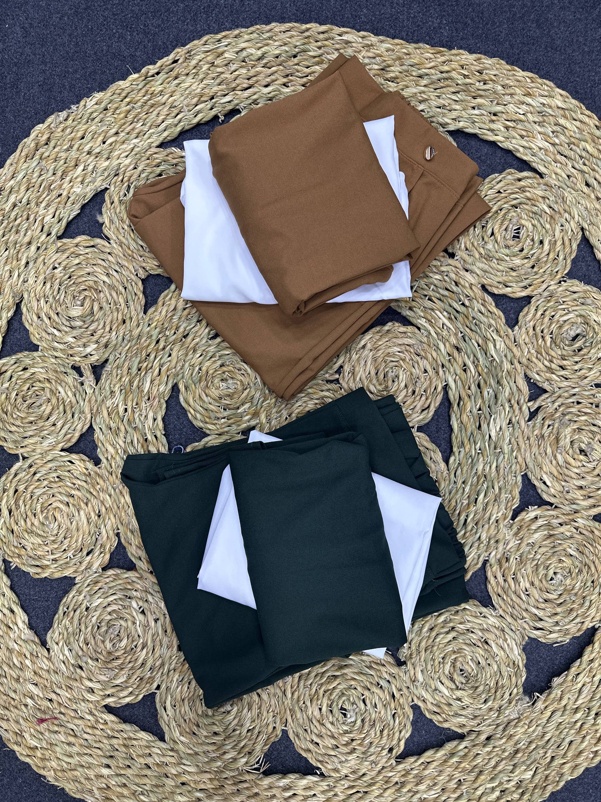 مصغّر المنتج 1: سوت 3 قطع كلاسيك