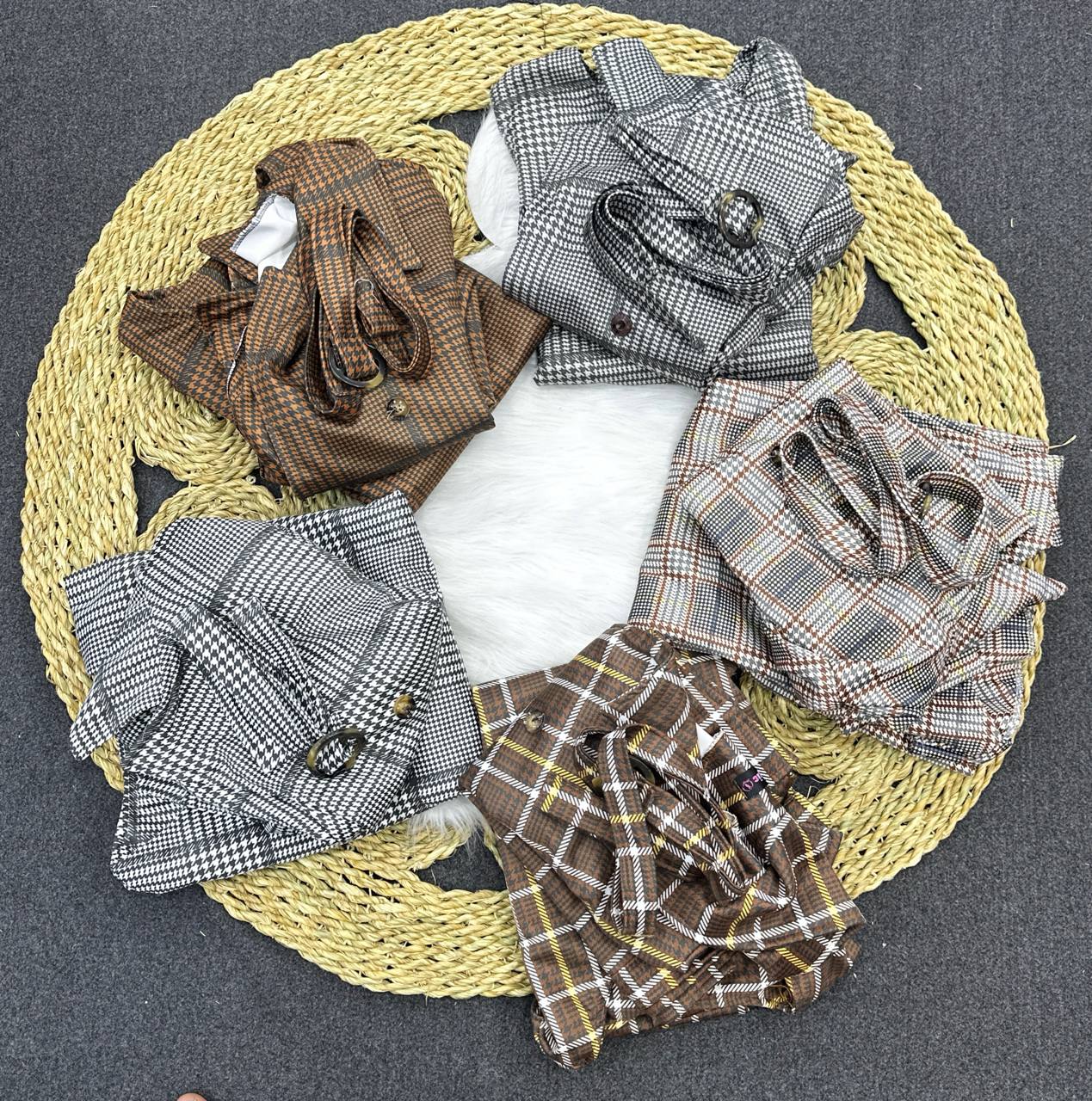 مصغّر المنتج 3: طقم جاكت شمواه