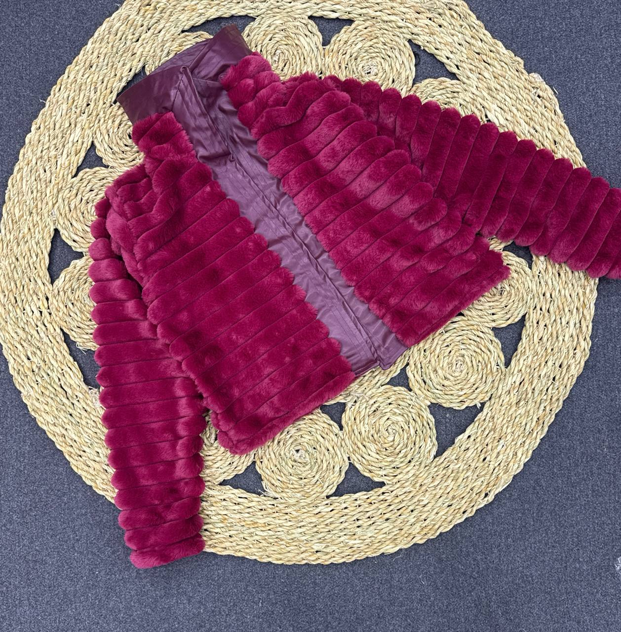 مصغّر المنتج 3: جاكت فرو أوبن هاي وسط