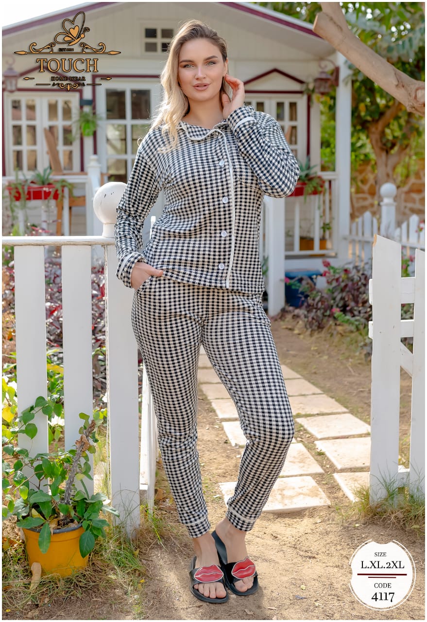 مصغّر المنتج 4: بيجامة كلاسيك كاروهات (ببييه وزراير)