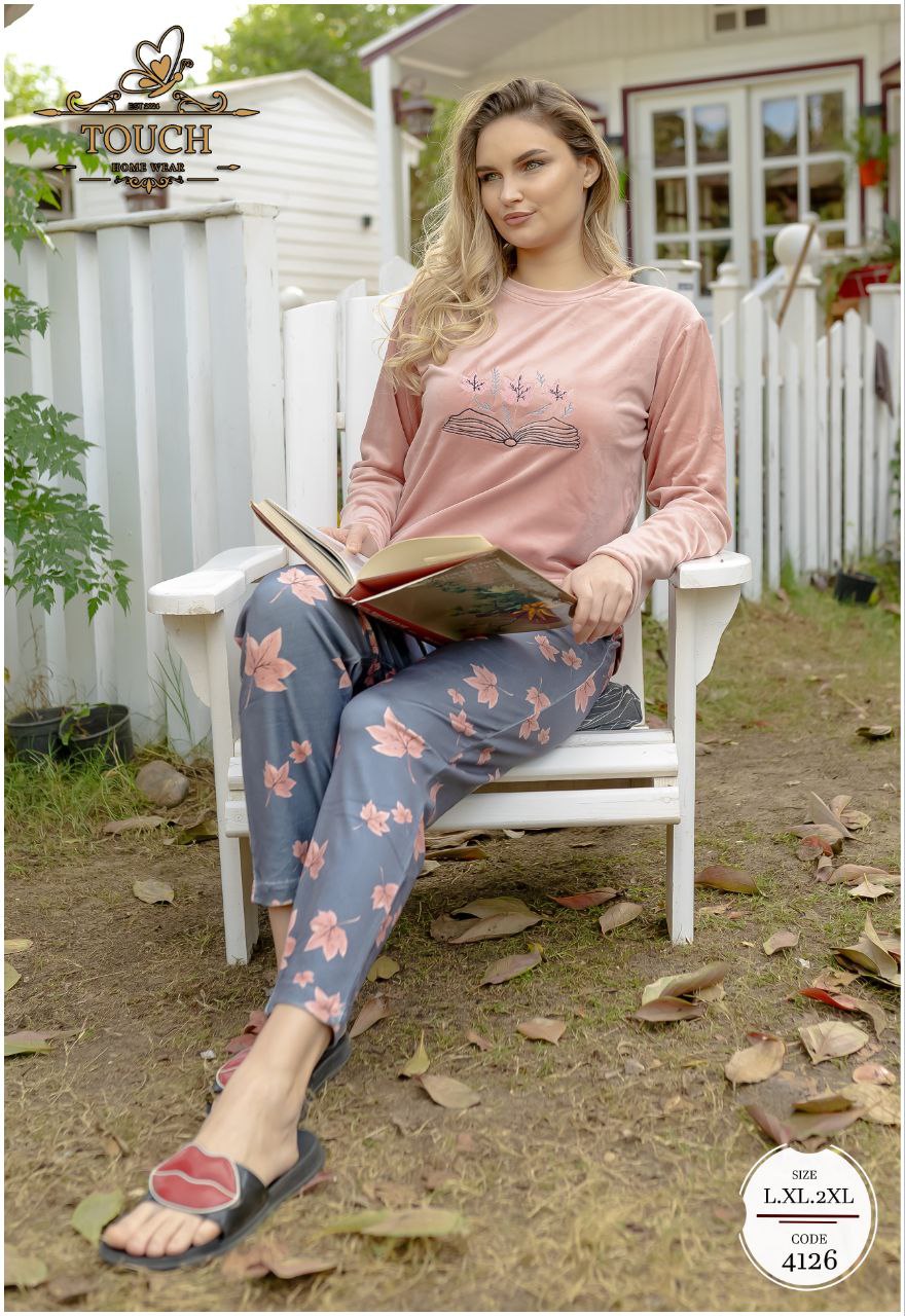 مصغّر المنتج 2: بيجامة هايدي (موديل الكتاب)