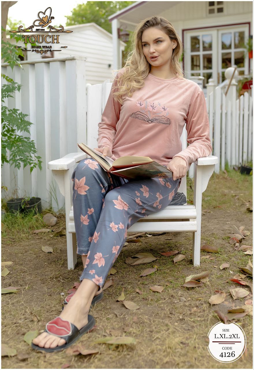 مصغّر المنتج 4: بيجامة هايدي (موديل الكتاب)