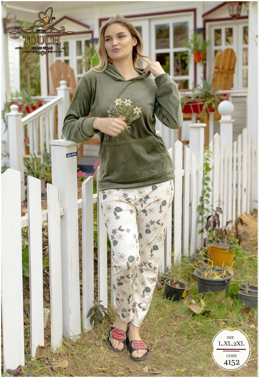 مصغّر المنتج 5: بيجامة هايدي (تطريز سنابل هادئ)