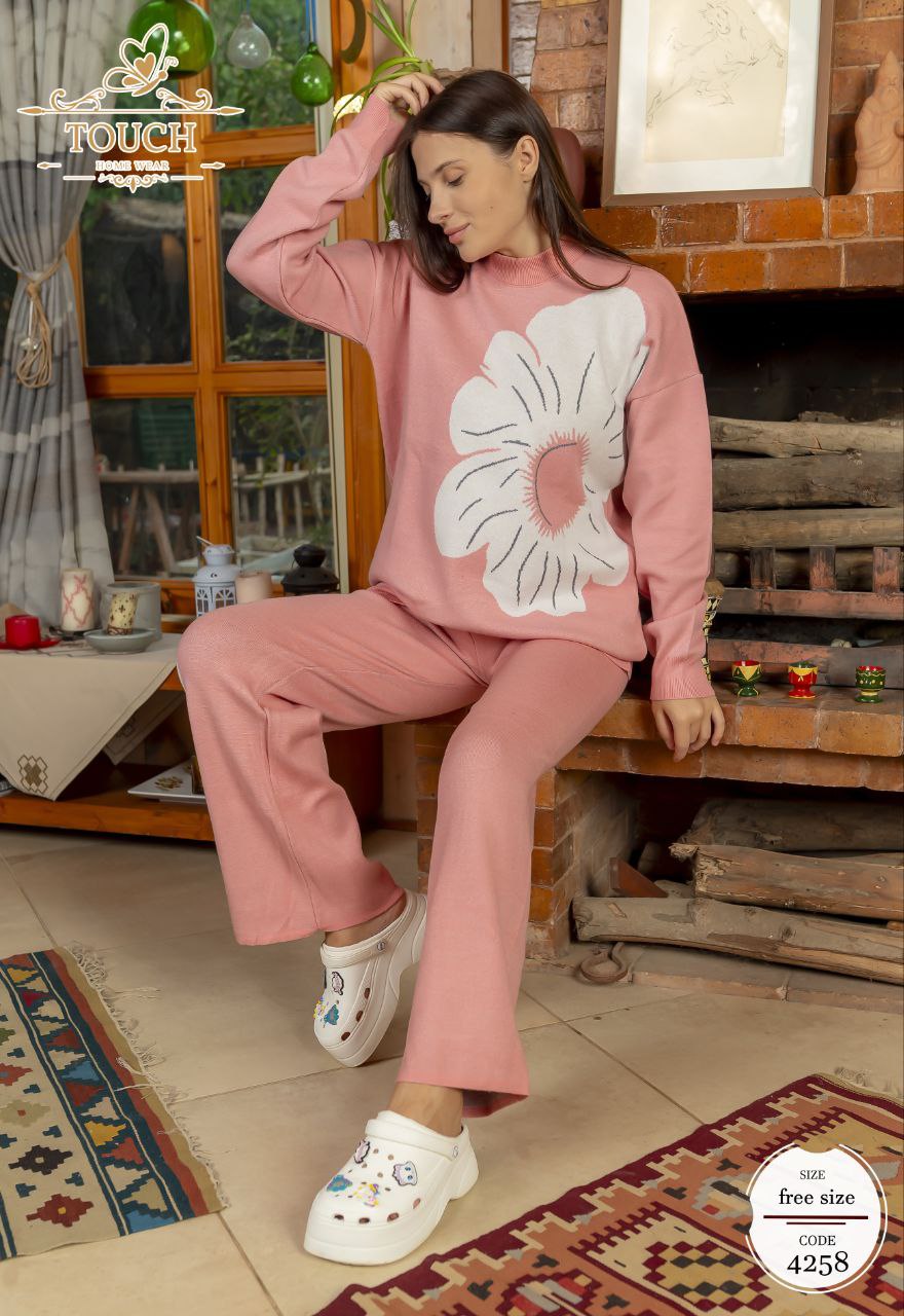 مصغّر المنتج 5: سوت تريكو ورده