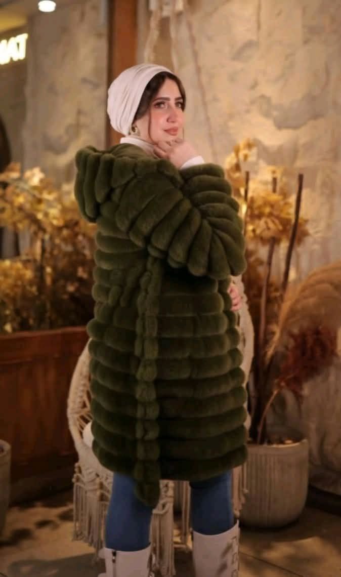 مصغّر المنتج 4: جاكت فرو طويل