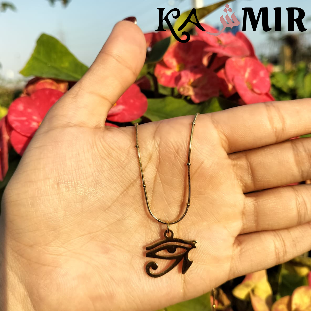 سلسلة عين حورس استانلس مطلية ذهبي