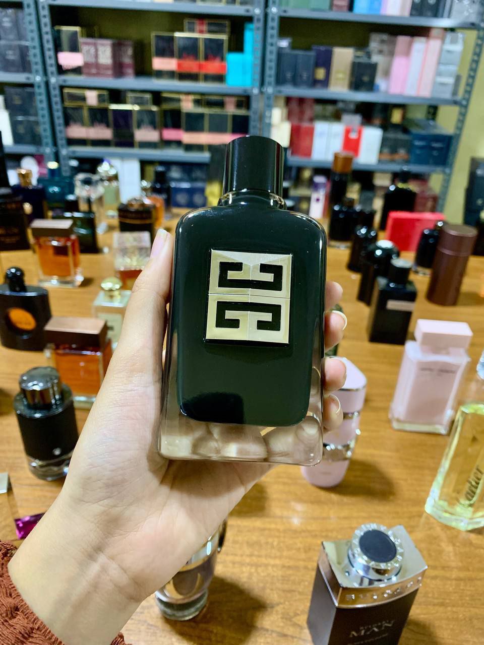 جيفنشي جنتلمان سوسايتي