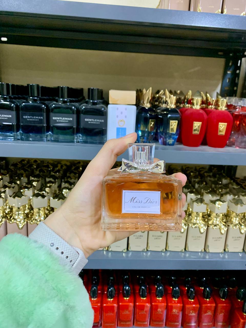عطر ميس ديور (أو دي بارفيوم).
