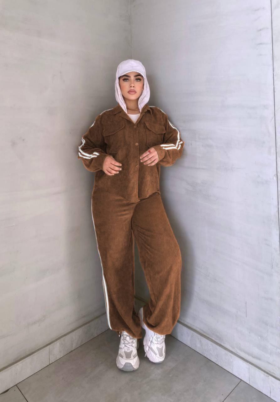 سوت قطعتين قطيفة مضلع