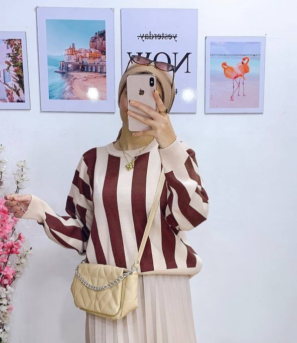 بلوزه عجينة مقلمة تركي